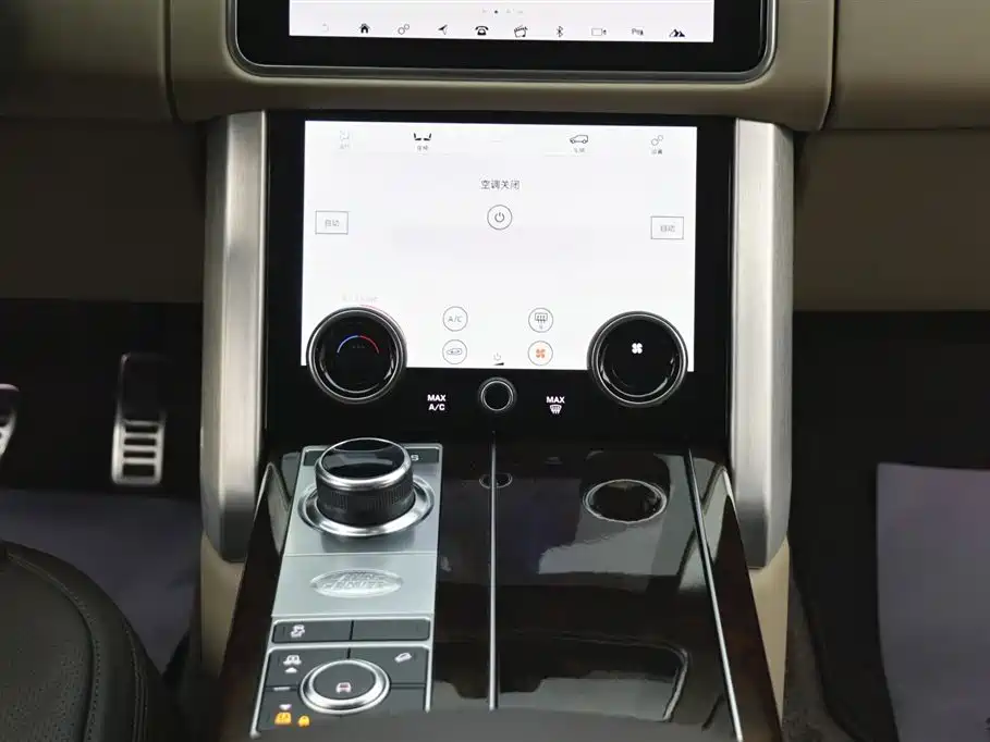 Land Rover Range Rover 2021 — фото 20