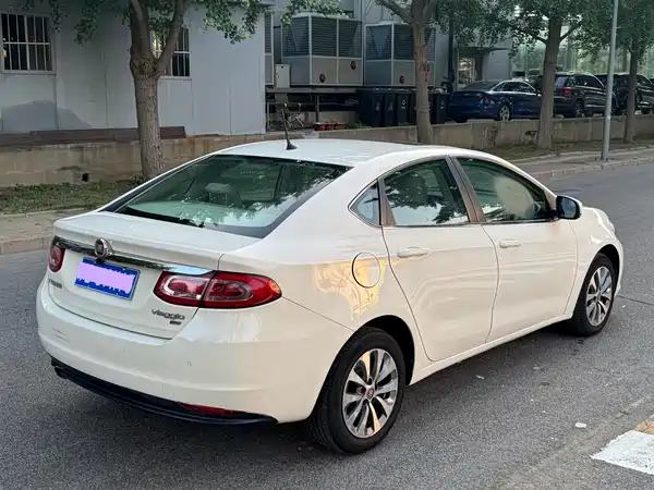 Fiat Viaggio 2013