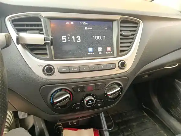 Hyundai Verna 2017