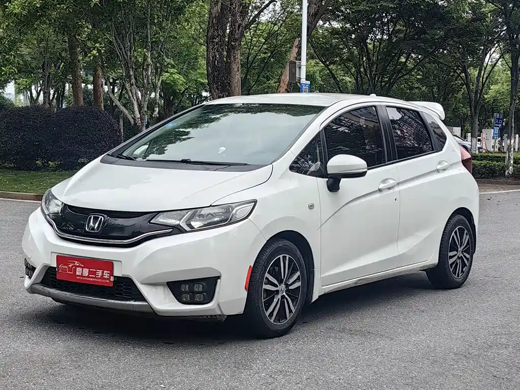 Honda Fit 2017 — фото 1