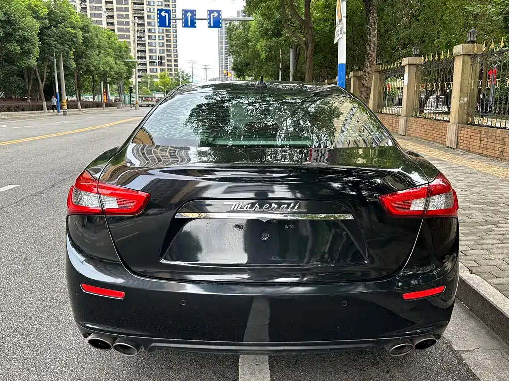 Maserati Ghibli 2017 — фото 8