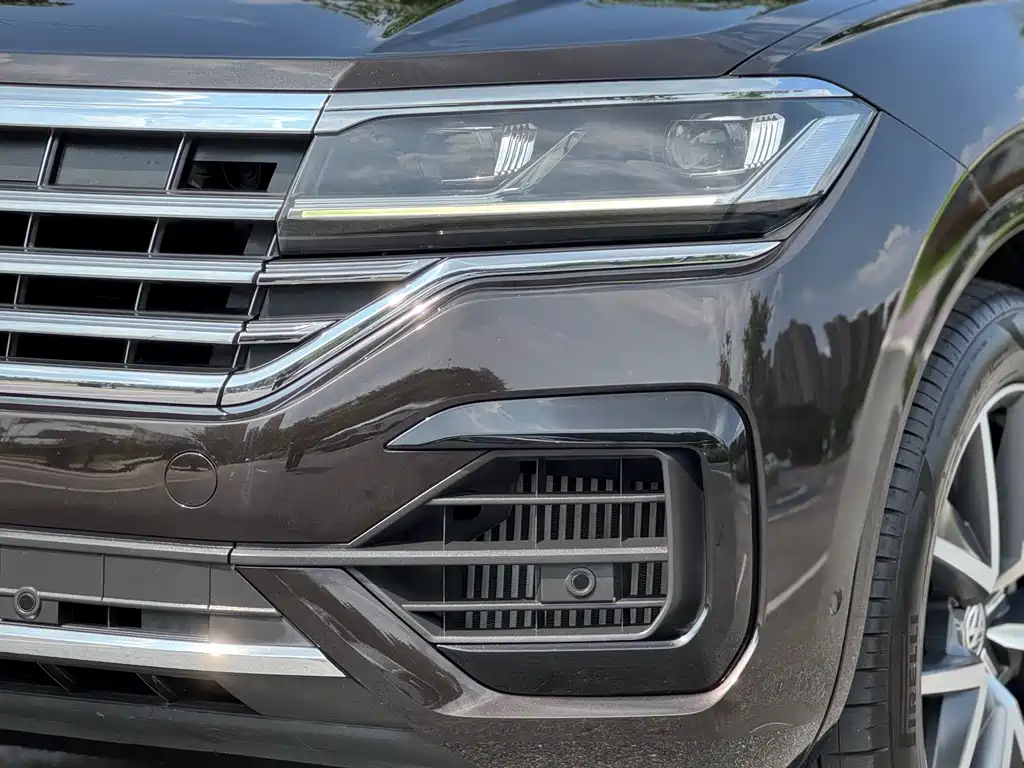 Volkswagen Touareg 2020 — фото 16
