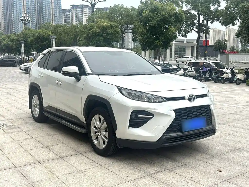 Toyota Wildlander 2022 — фото 4