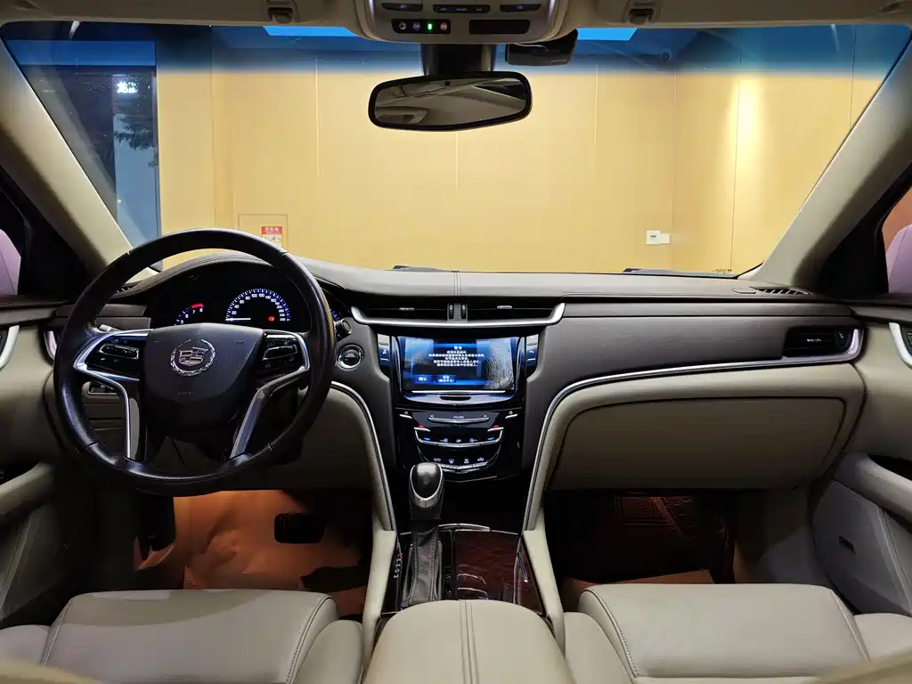 Cadillac XTS 2015 — фото 21