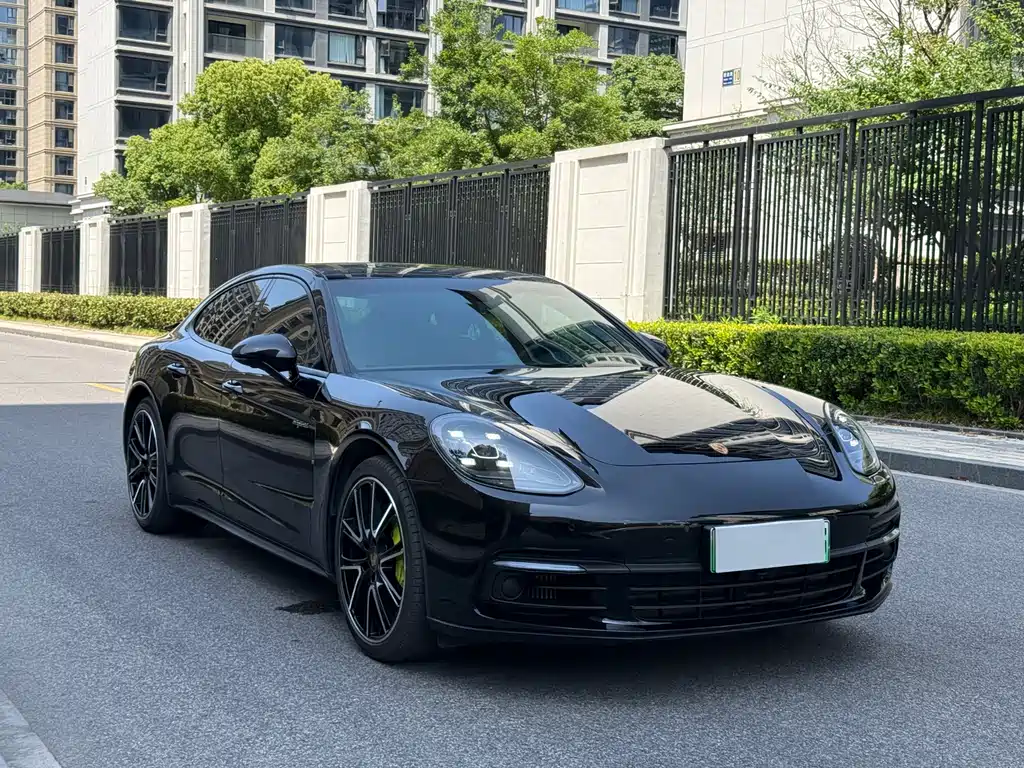Porsche Panamera Hybrid 2020 — фото 4