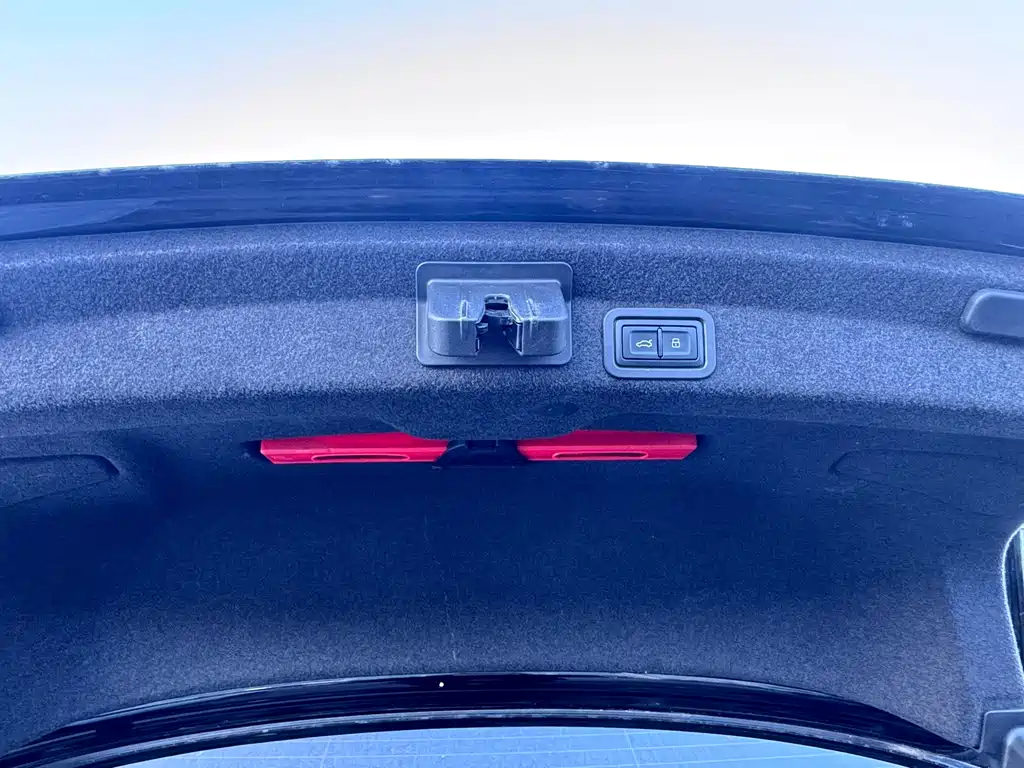 Audi A6L 2023 — фото 10