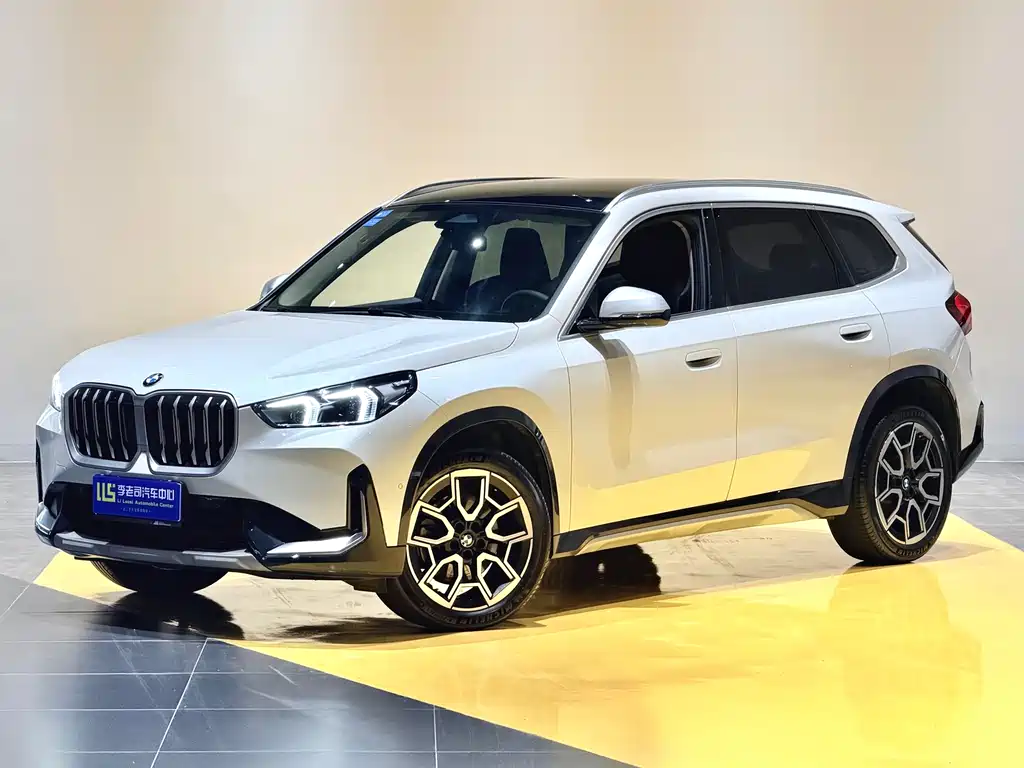 BMW X1 2024 — фото 1