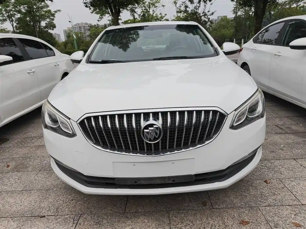 Buick Excelle 2017 — фото 3