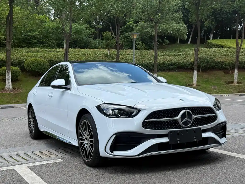 Mercedes-Benz C-Class 2022