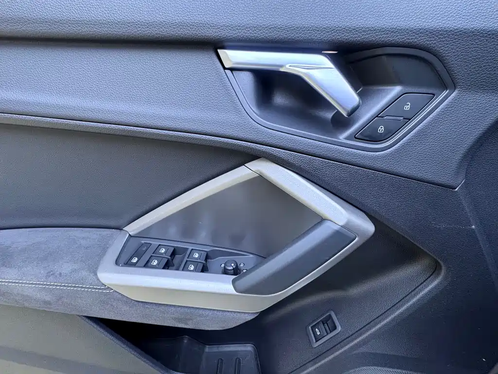 Audi Q3 2022 — фото 11
