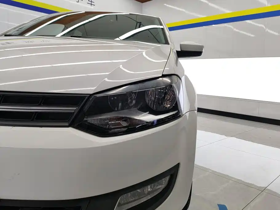 Volkswagen Polo 2014