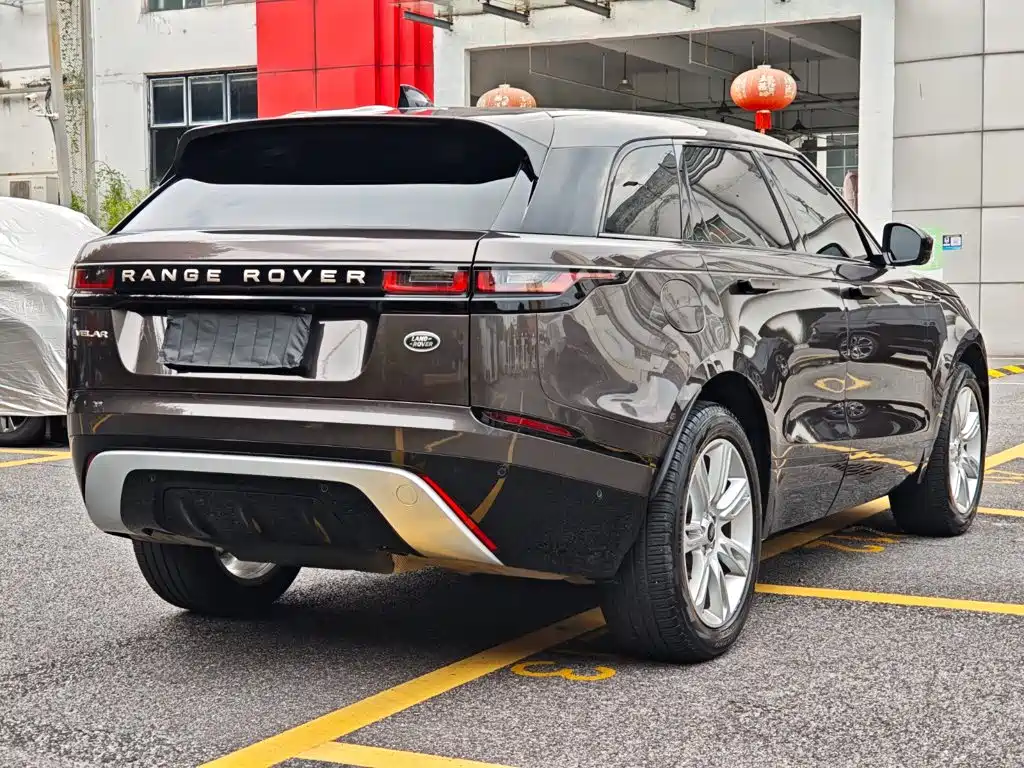 Land Rover Range Rover Velar 2023 — фото 5