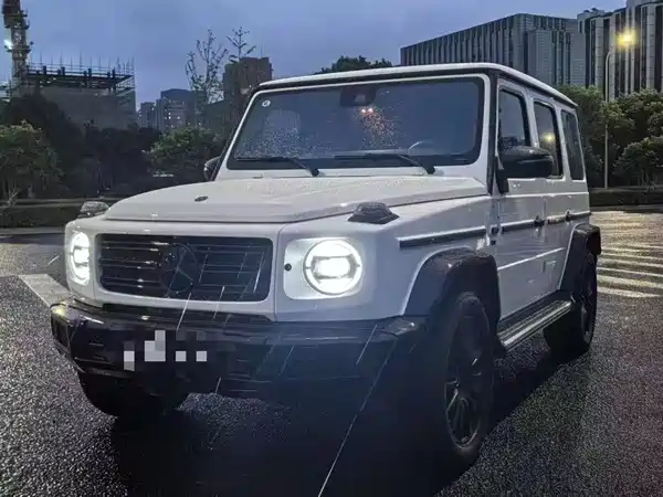 Mercedes-Benz G-Class 2024