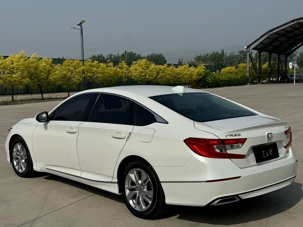 Honda Accord 2020 — фото 20