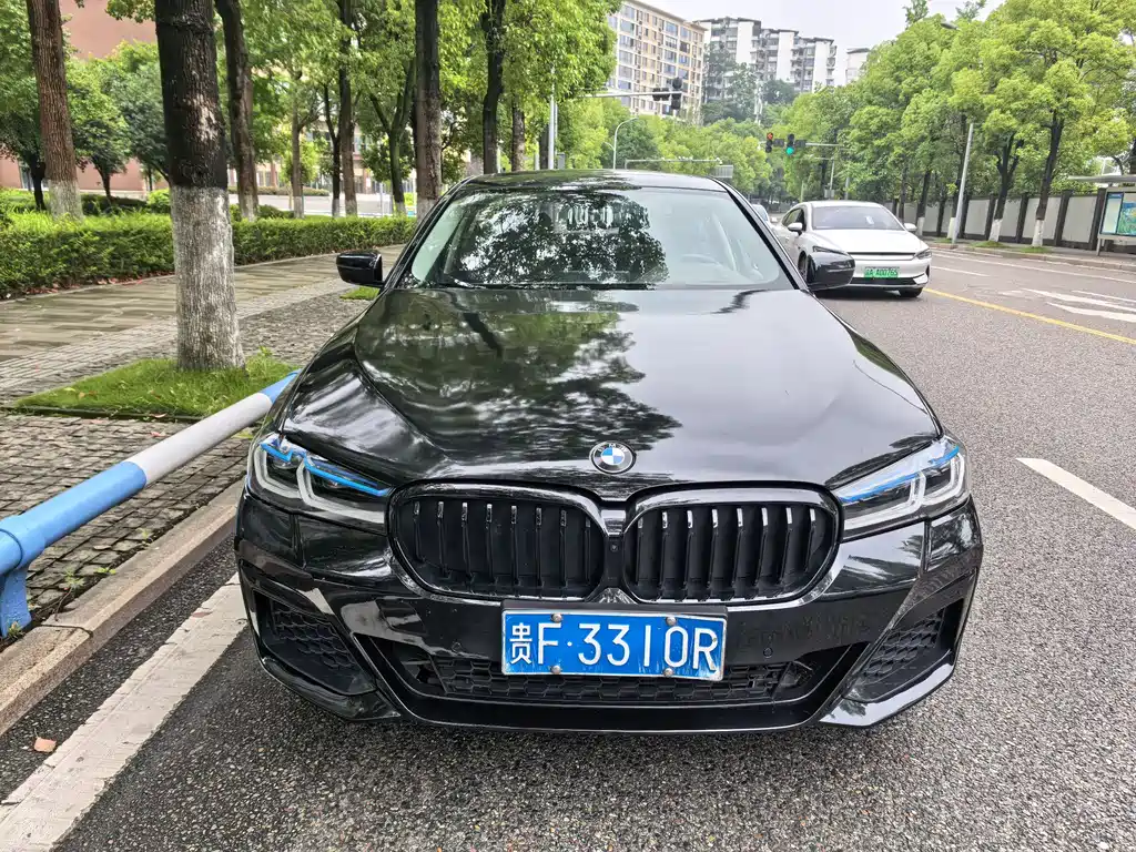 BMW 5 Series 2020 — фото 2