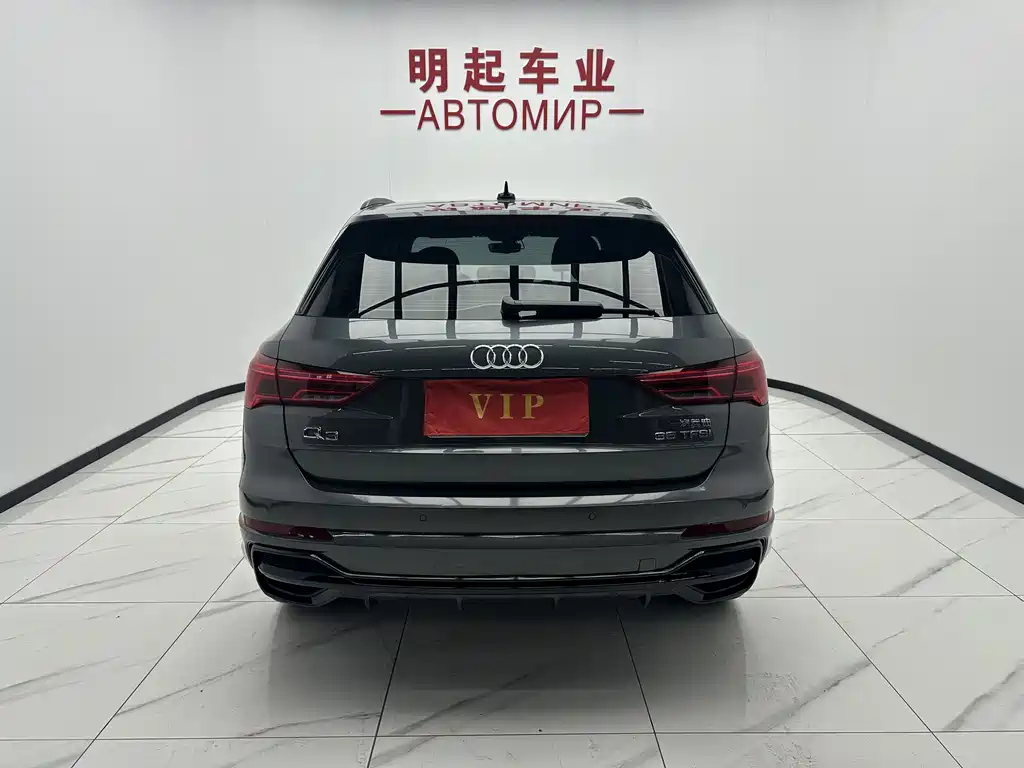 Audi Q3 2023 — фото 10