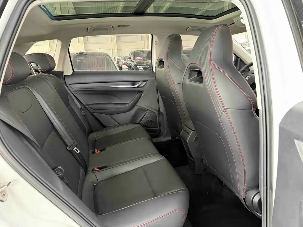 Skoda Kamiq 2023 — фото 16
