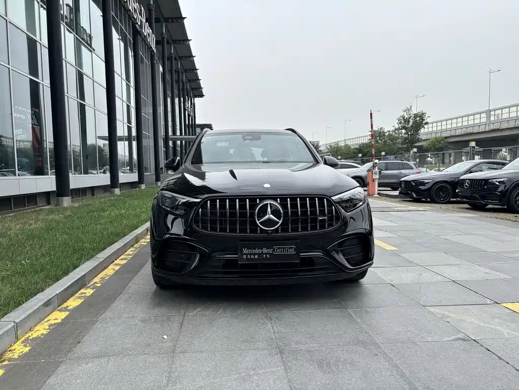 Mercedes-Benz GLC AMG 2025 — фото 2