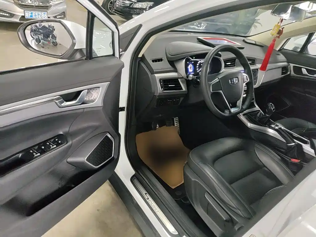 Geely Emgrand GS 2019 — фото 16