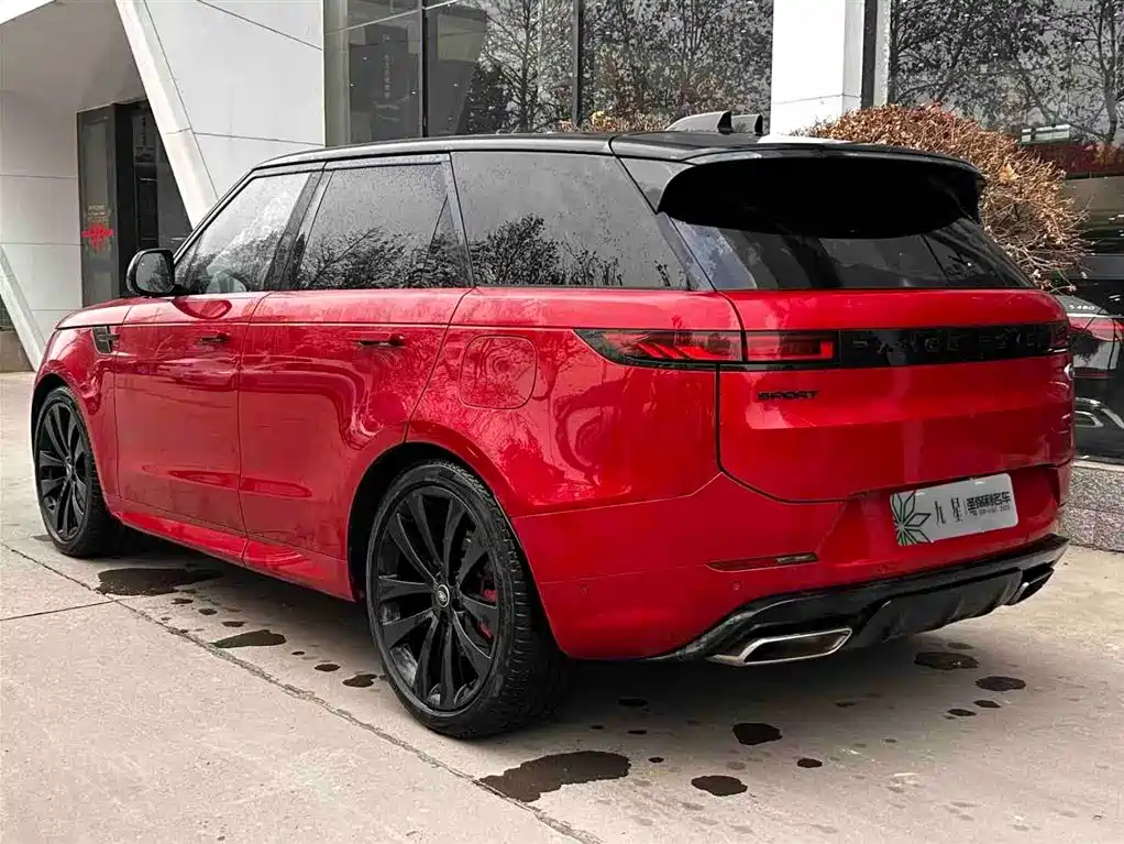 Land Rover Sport PHEV 2024 — фото 2