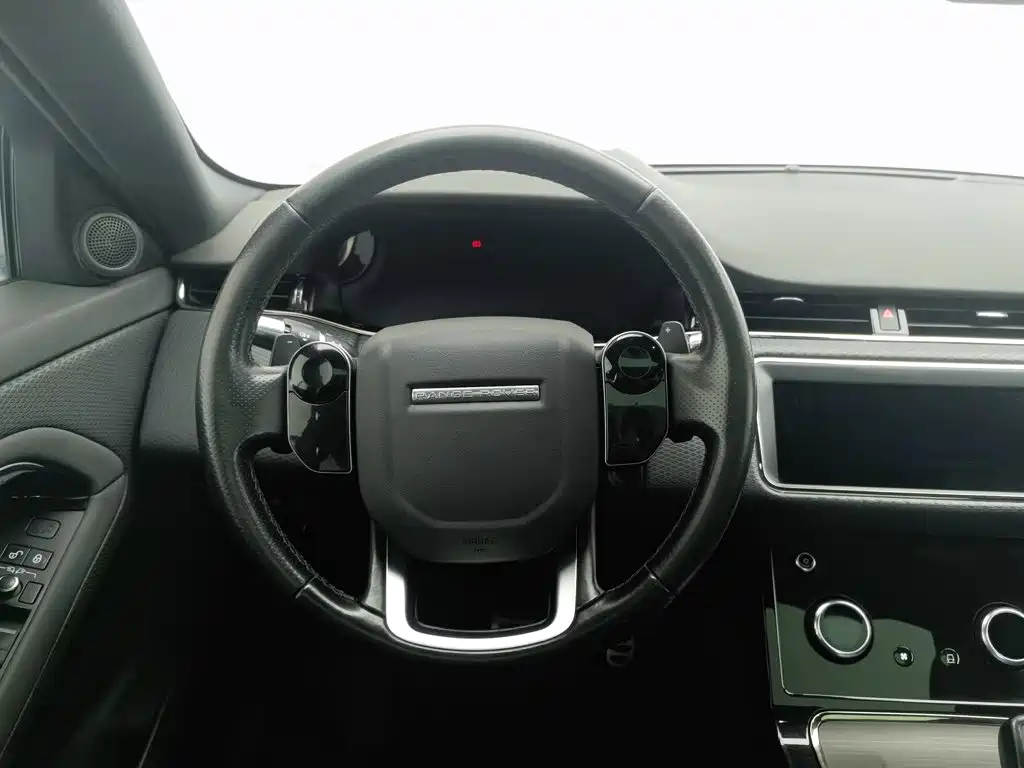 Land Rover Range Rover Evoque 2020 — фото 11