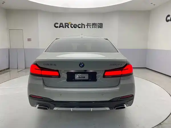 BMW 5 Series 2021