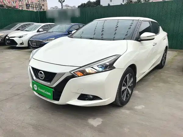 Nissan Bluebird 2020
