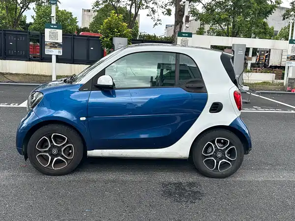 smart fortwo 2019