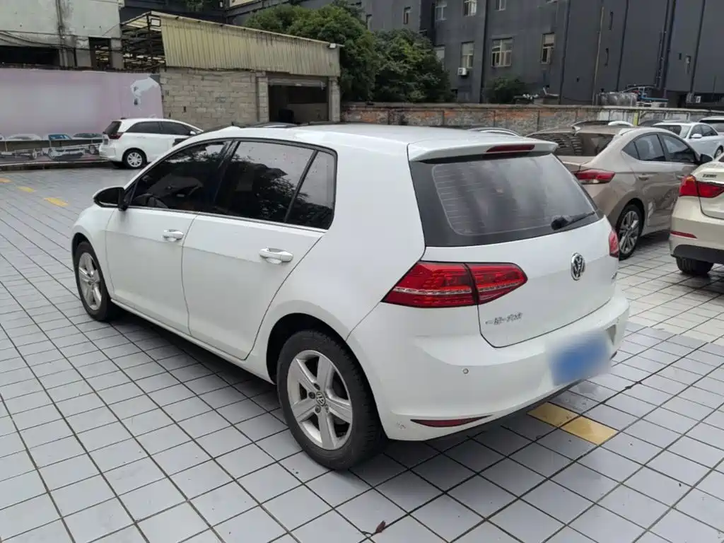 Volkswagen Golf 2014