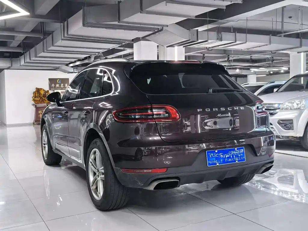 Porsche Macan 2014