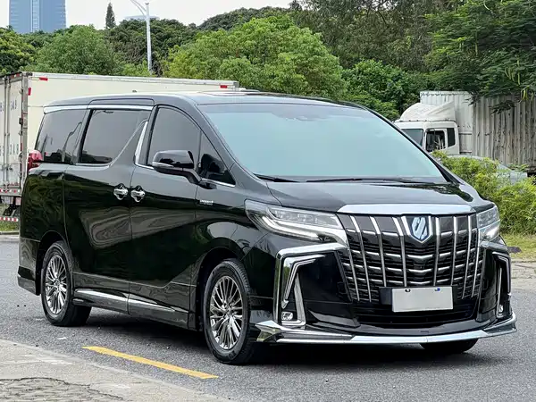 Toyota Alphard 2021