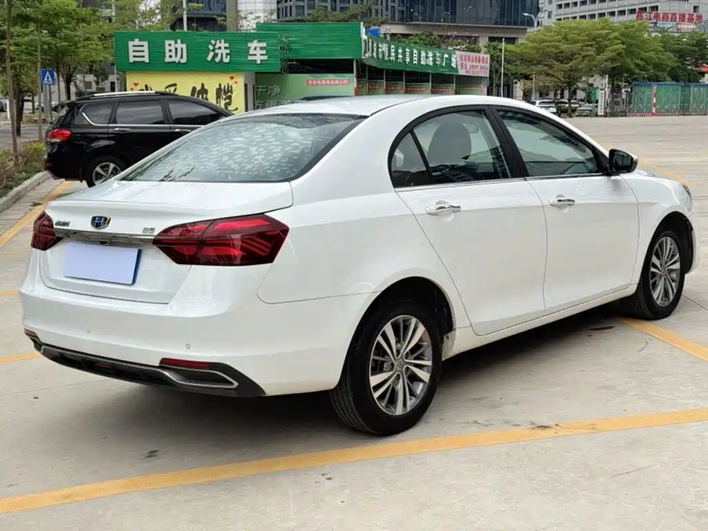 Geely Emgrand 2019