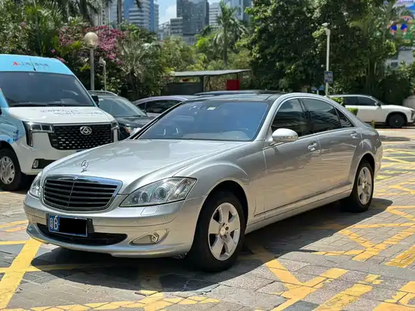 Mercedes-Benz S-Class 2008