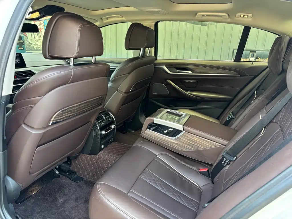 BMW 5 Series 2020