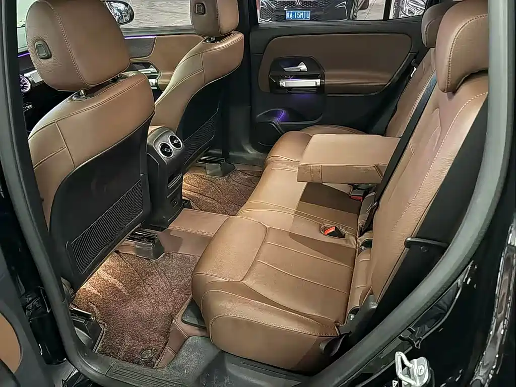 Mercedes-Benz GLB 2023