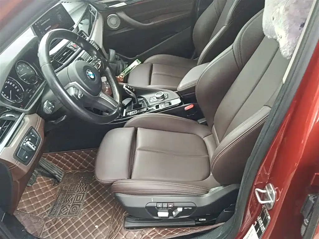 BMW X2 2022 — фото 15