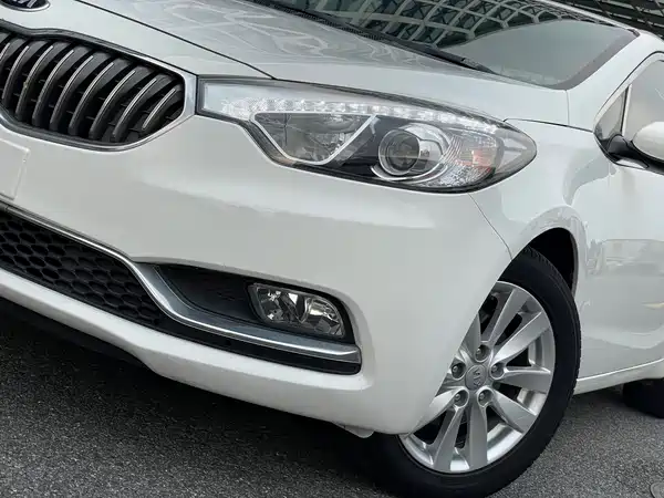 Kia K3 2015