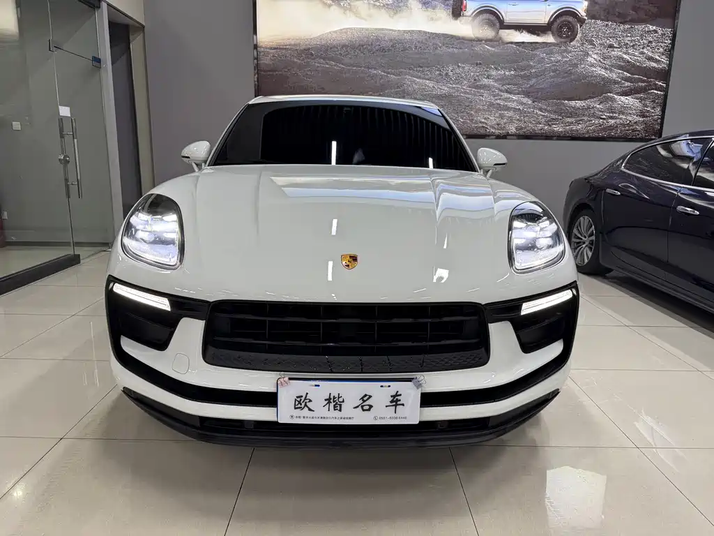Porsche Macan 2023 — фото 2