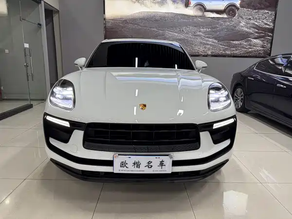 Porsche Macan 2023