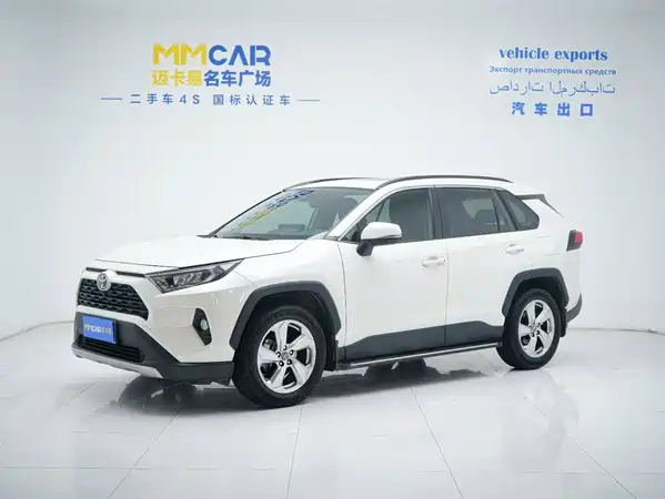 Toyota RAV4 2021