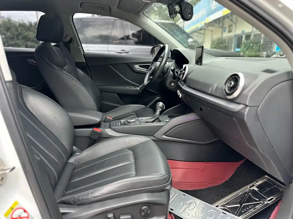 Audi Q2L 2022