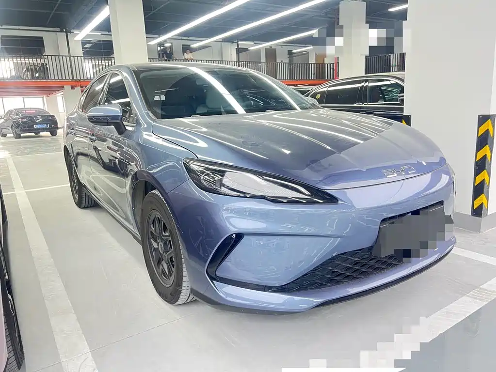 BYD Seal 05 DM-i 2025 — фото 3