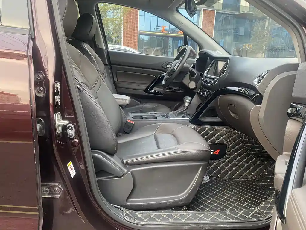 GAC Motor Trumpchi GS4 2018 — фото 16