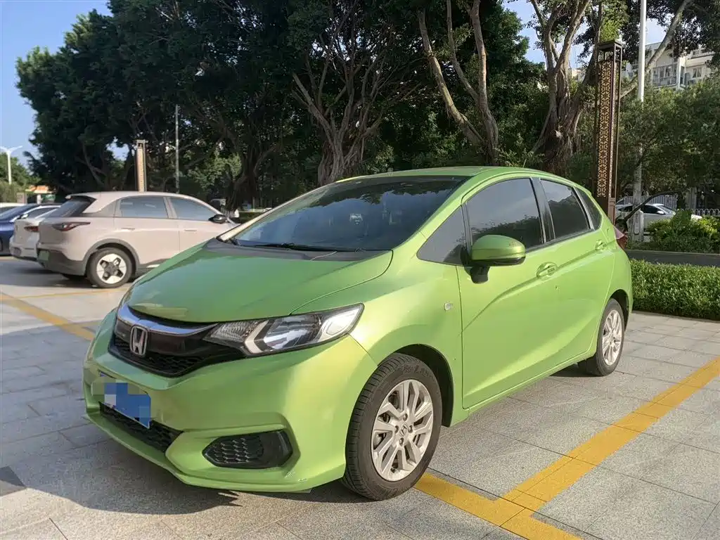 Honda Fit 2018 — фото 1