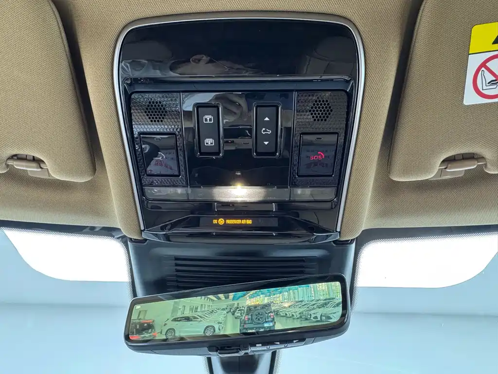 Land Rover Range Rover 2025 — фото 14