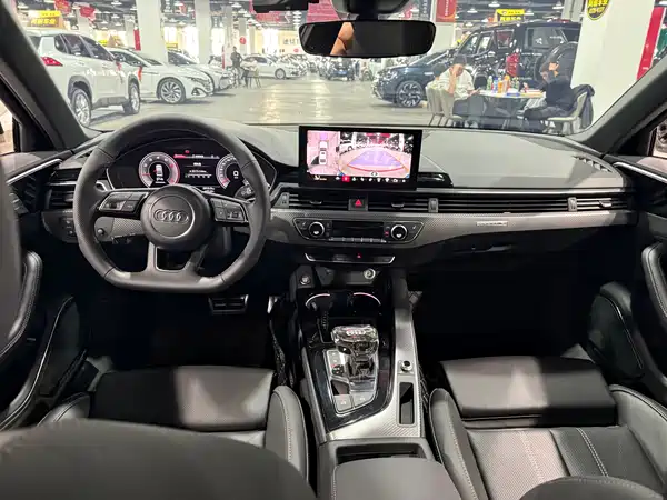 Audi A4L 2024