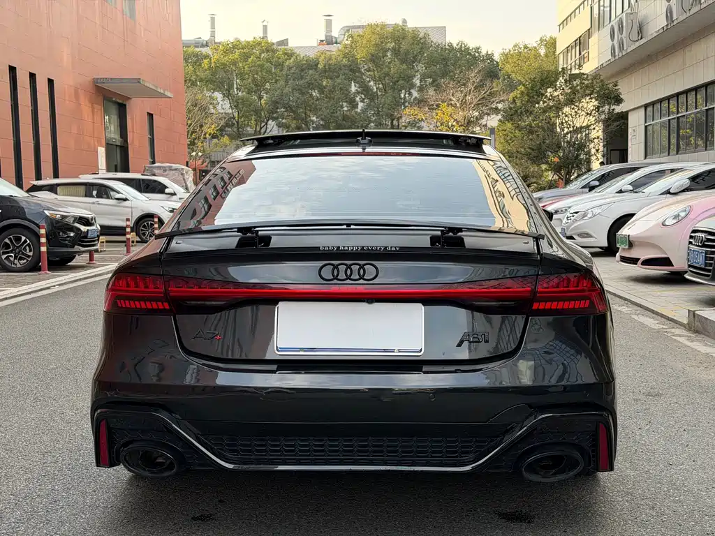 Audi A7 2022 — фото 22