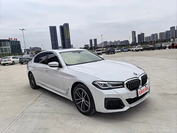BMW 5 Series 2023