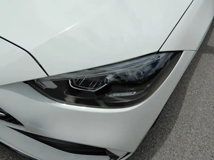 Mercedes-Benz C-Class 2022