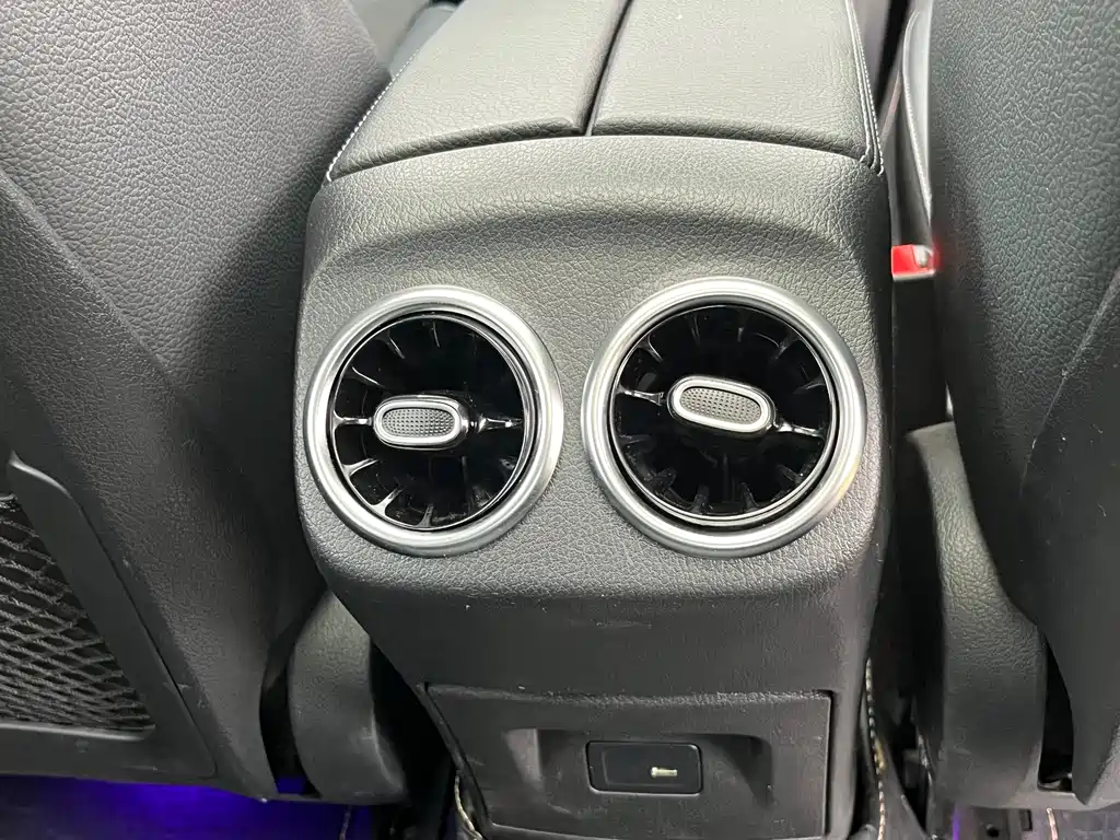 Mercedes-Benz A-Class 2021 — фото 19